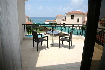 Platzia Beach Villas Lempa 外观 照片